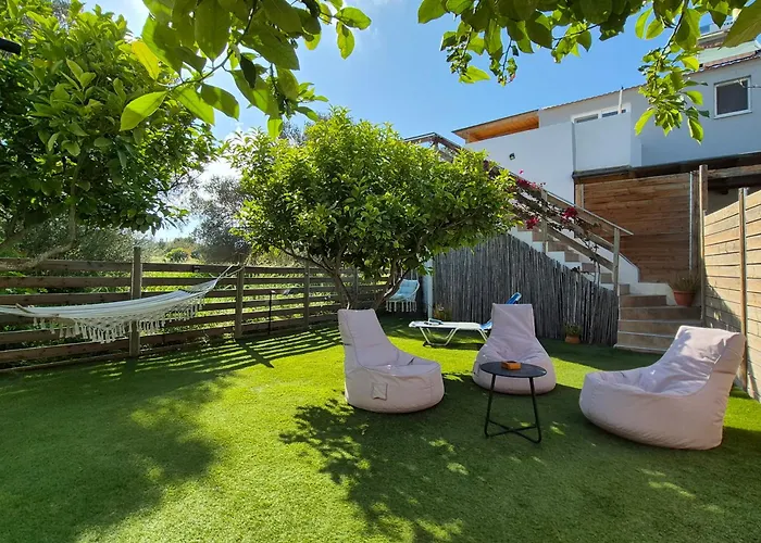 Lemonia Apartment With Yard